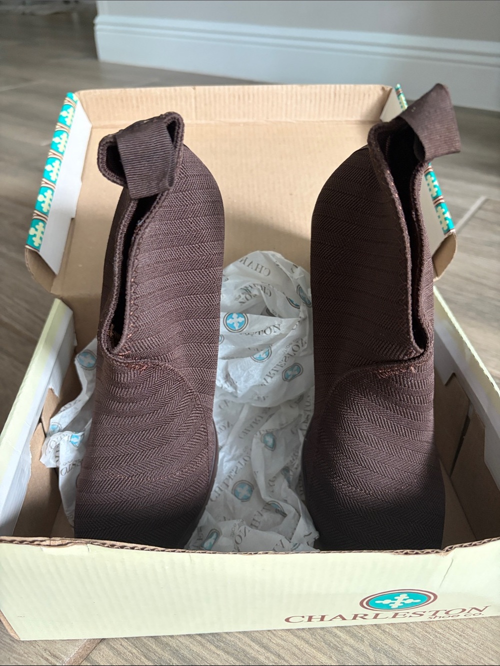 CHARLESTON SHOE CO. Ankle Boot Brown